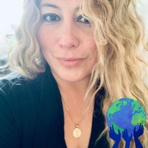 Meet your Posher, Jacqueline